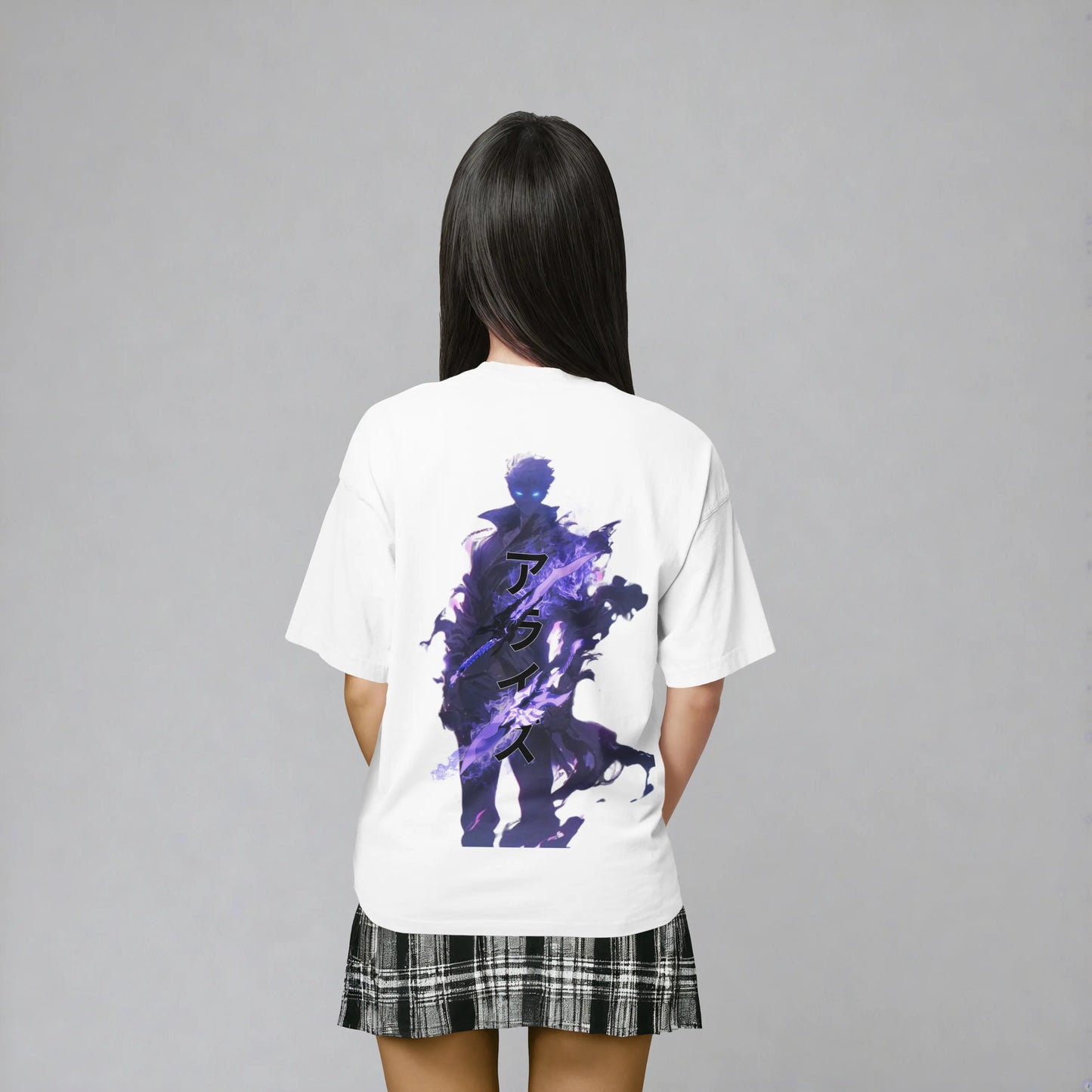 Model Rückansicht Shadow Ascend T-Shirt Weiß – Solo Leveling Anime Streetwear